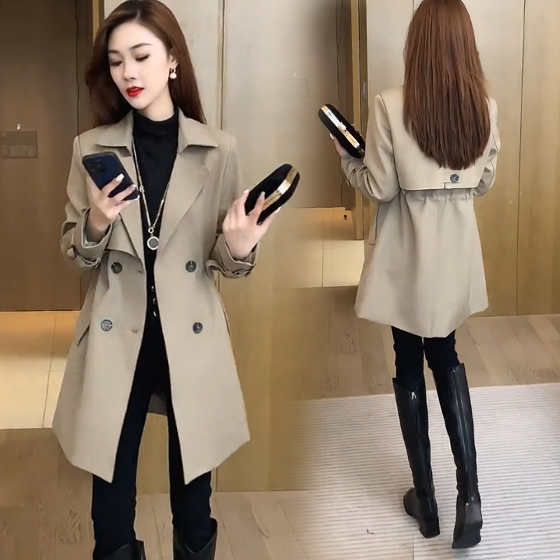 Ženski trench kaput srednje duljine, struk naglašen, britanski stil, elegantno i ležerno