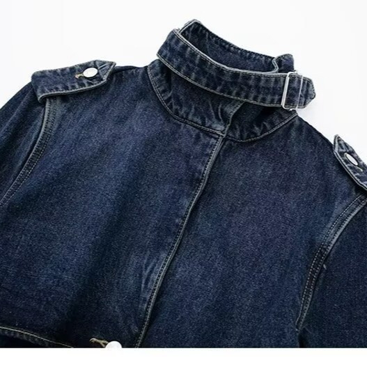 Дамски средно дълъг тренчкот, зимен 2024, уличен стил с колан, едноцветен полиестер 70–80%, висока яка, дълги ръкави, еднобортно закопчаване