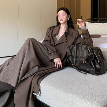 Ženski dugi trench kaput u klasičnom britanskom stilu, s reverom, inspiriran korejskim stilom, do koljena, široki kroj, elegantan
