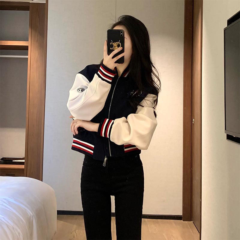Ženska jakna s color-block panelima i geometrijskim uzorkom, uski kroj, zatvarač, bez ovratnika, zimska 2024