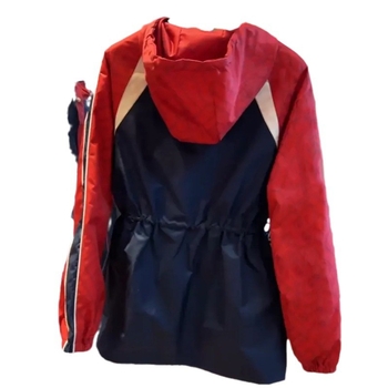 Ženska jakna s kapuljačom, srednje debljine, poliester, ležernog kroja, srednje duljine (65-80 cm)