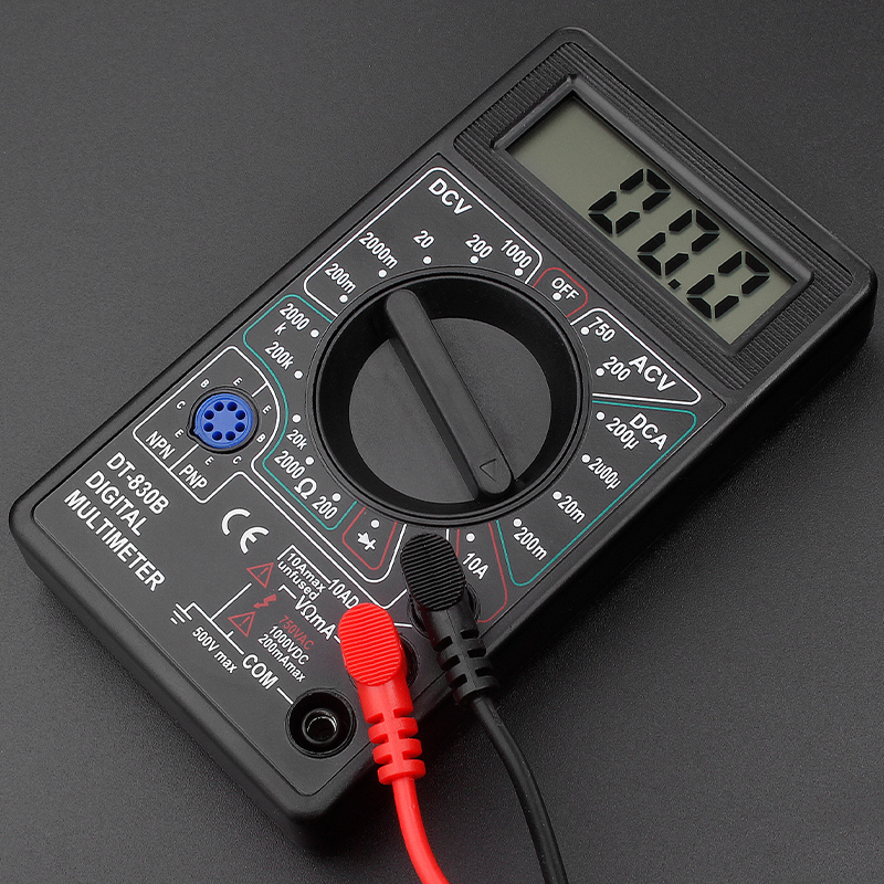 DT830B/DT832 Digitális multiméter – Magas pontosságú javító készlet demontáló eszközökkel (9V elem mellékelve)