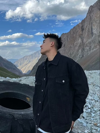 Dzsín dzseki, utcai stílus, laza szabás, gallér lapos, patch zsebek