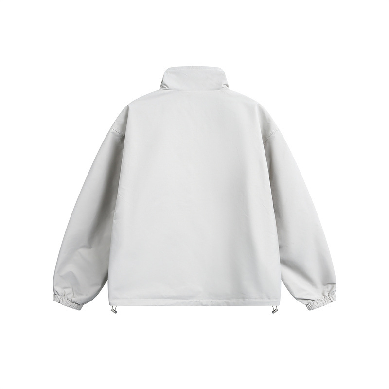 Geacă, stil de lucru japonez, guler înalt, croială lejeră, închidere cu fermoar, buzunare laterale