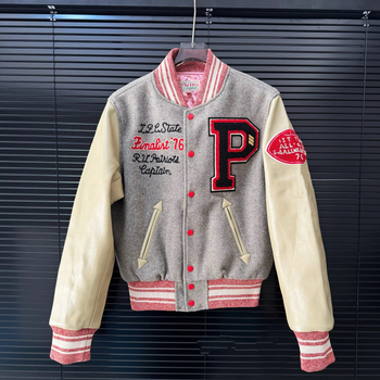 Bolick gyapjú kabát álló gallérral, egyrészes zárás, fő anyag poliészter, bélés poliészter, utcai divat tavasz-ősz