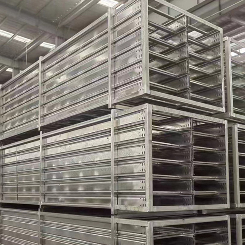 Cinkots kabelkanāls ar kāpņu tipa rāmi — pasūtījuma kārtībā, piemērots dzīvojamām zonām, garāžām, skolām un tirdzniecības centriem