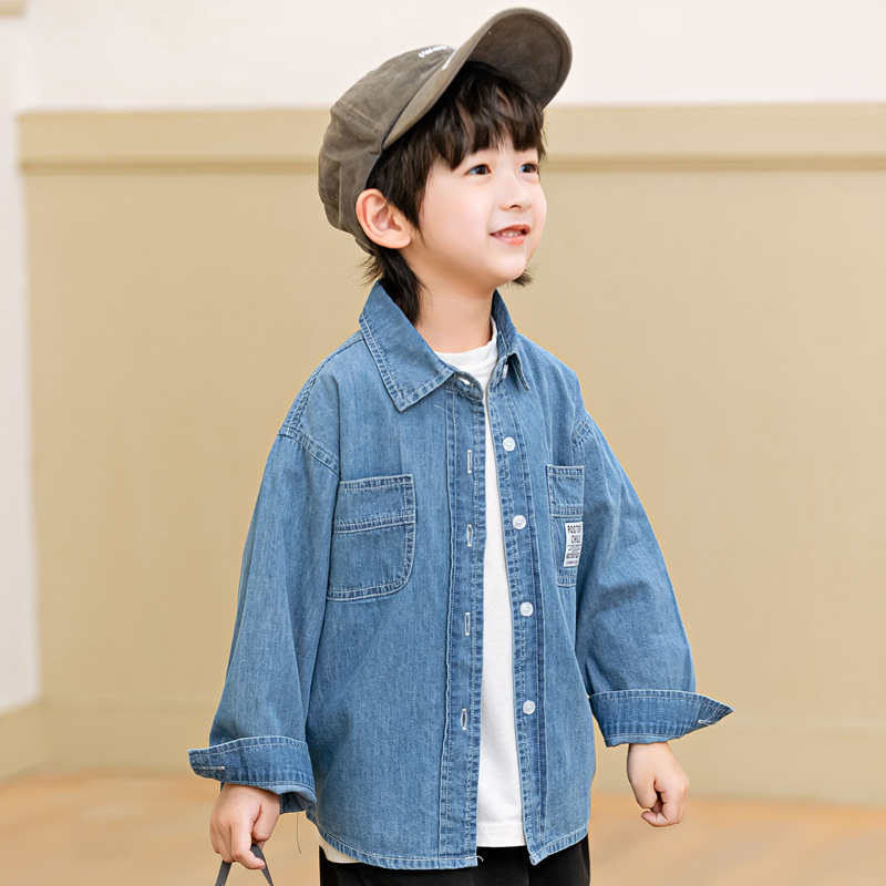 Zēnu džinsa krekls no kokvilnas, garas piedurknes, kakla lappe, vienkrāsains, enzīmu mazgāšana, 100% kokvilna