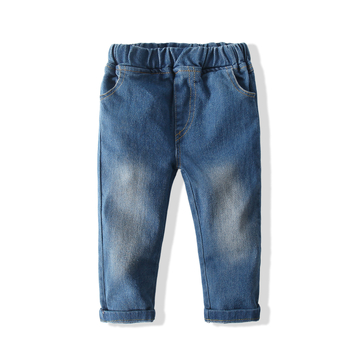 Dječji dvodijelni set: košulja s dugim rukavima kariranog uzorka i denim hlače; tkanina: pamukova smjesa (98% pamuk); uzorak: karirani; sezona: proljeće/jesen; uzrast: 1–3 godine; bez kapuljače.
