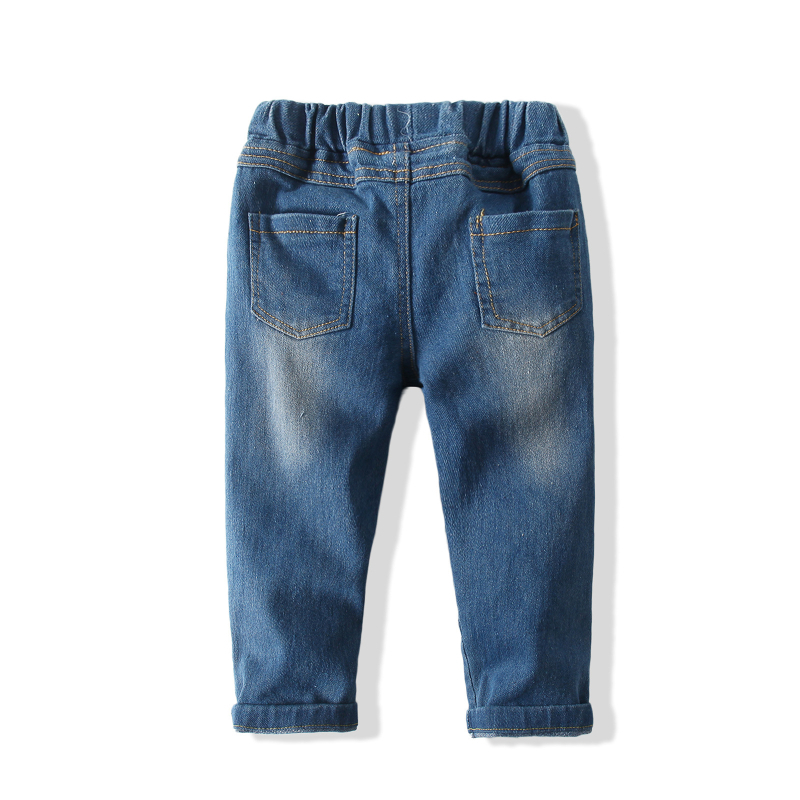 Dječji dvodijelni set: košulja s dugim rukavima kariranog uzorka i denim hlače; tkanina: pamukova smjesa (98% pamuk); uzorak: karirani; sezona: proljeće/jesen; uzrast: 1–3 godine; bez kapuljače.