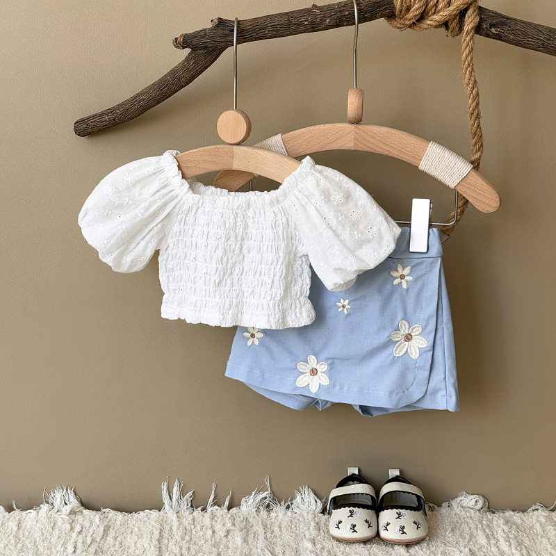 Set za djevojčice: bluza s puff rukavima i denim set s cvjetnom broderijom