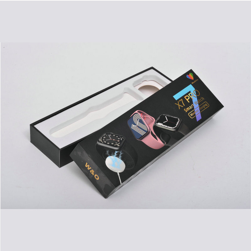 Prilagođena kutija za pakiranje pametnog sata — model 045; materijal 300 g; UV premaz; reljef; izbočenje