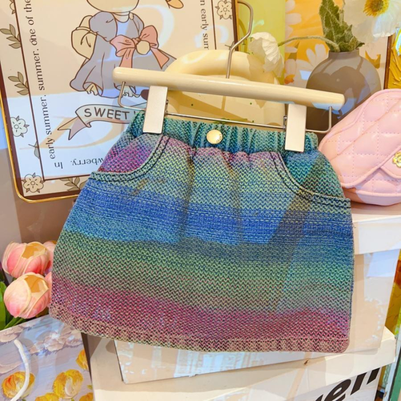Dječji ljetni dvodijelni set od pamuk-denim materijala za djevojčice, bez rukava majica s ovratnikom i kratke culotte hlače, uzorak suncokreta