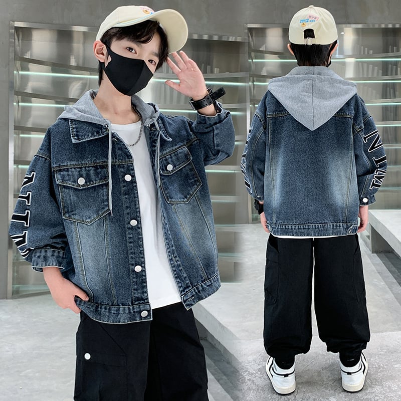 Fiúknak készült denim dzseki, koreai stílus, kapucniamentes, első soros zárás, tavasz–ősz 2025, betűs mintázat, 8 éves kortól