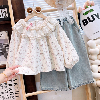 Lányoknak szóló két darabból álló szett: virágos gallérosing és farmernadrág, hosszú ujjak, puha poliészter keverék anyag