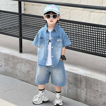 Dječji trodijelni ljetni kostim: denim košulja kratkih rukava i šortsevi, korejski stil, za uzrast 3–8 godina (100–140 cm), pamuk 55%