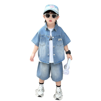 Dječji trodijelni ljetni kostim: denim košulja kratkih rukava i šortsevi, korejski stil, za uzrast 3–8 godina (100–140 cm), pamuk 55%