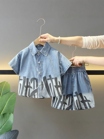 Dječji dvodjelni set od denimske košulje s kratkim rukavima i hlačama 3/4, pamukasto-prijateljski materijal, meka obrada, enzimno pranje, crtani uzorak, ljeto, 1–3 godine