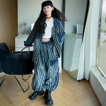 Dječji set od denimske košulje – korejski stil, vertikalne pruge, turn-down ovratnik, casual jakna i cargo hlače, 2-djelni set, jesen 2025