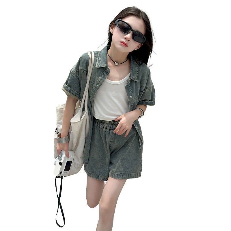 Set din două piese din denim pentru fete: cămașă din denim și șort, distressed, ușor, mâneci scurte, vară, pentru fete peste 8 ani (peste 140 cm)