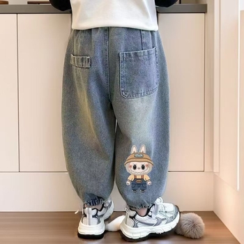 Labubu dječje traperice, denim, proljeće–jesen 2026, širokih krojeva, unisex, duge hlače, korejski stil.