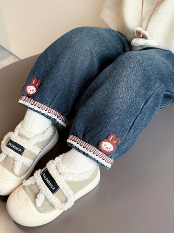 Jeans pentru copii cu fleece în stil coreean, imprimeu desen animat, 90% bumbac, talie medie cu curea elastică, pentru vârsta 3–8 ani, iarna 2025