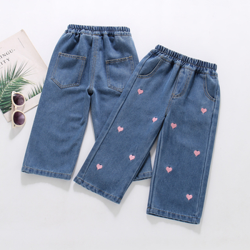 Lányoknak szóló farmernadrág – Slim fit, középső derék elasztikus öv, 75% pamut, szív hímzés, tavasz–ősz, 3–8 évesek