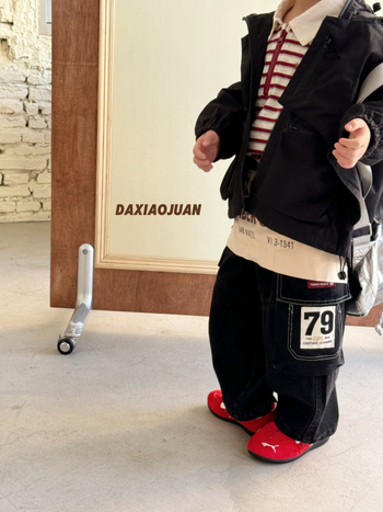 Fiúknak készült farmernadrág, koreai stílus, 70% pamut, magas derekú, kargo zsebek