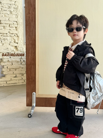 Fiúknak készült farmernadrág, koreai stílus, 70% pamut, magas derekú, kargo zsebek