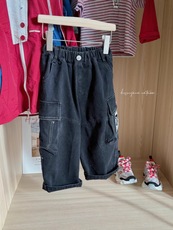 Fiúknak készült farmernadrág, koreai stílus, 70% pamut, magas derekú, kargo zsebek