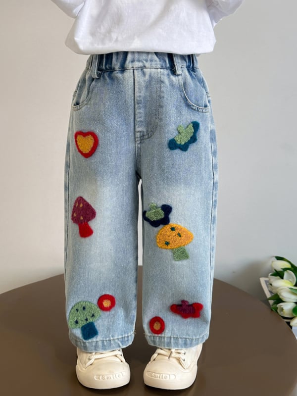 Dječje traperice s karikaturom gljive, pamuk 82,6%, srednji pojas, elastični pojas, proljeće i jesen