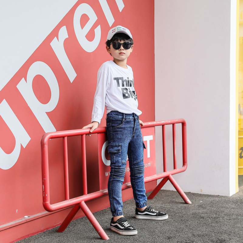 Detské džínové nohavice v ležérnom štýle, 90% polyester, Cowboy látka, jednofarebný vzor