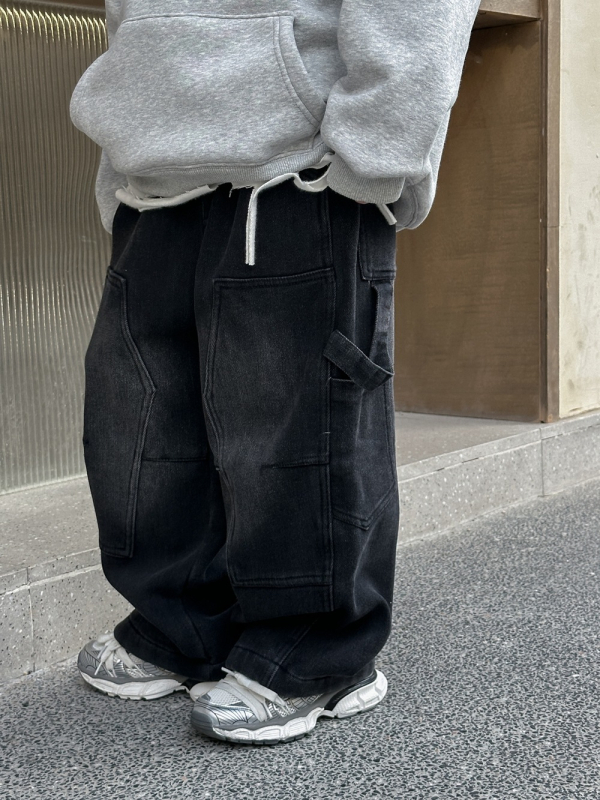 Gyerekeknek készült melegen bélelt farmernadrág, 100% pamut, téli kollekció 2025, középmagas derék, egyszínű