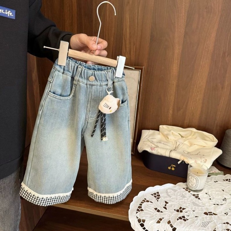 Dječje traperice u korejskom stilu s fleece podstavom, tople i elastične, vintage ravne nogavice s karikaturnim uzorom (Materijal: pamuk; Sastav glavnog materijala: 90% pamuk; Tehnologija tkanine: mekano obrađivanje; Uzorak: karikatura)