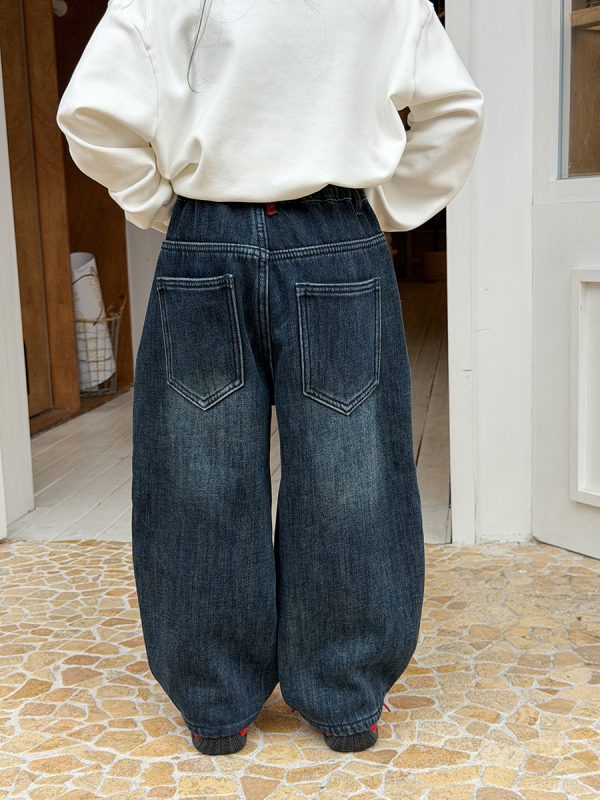 Dječje traper hlače s flis podstavom, retro stil, unisex, srednji struk, elastična traka u struku, mekanobrađen materijal