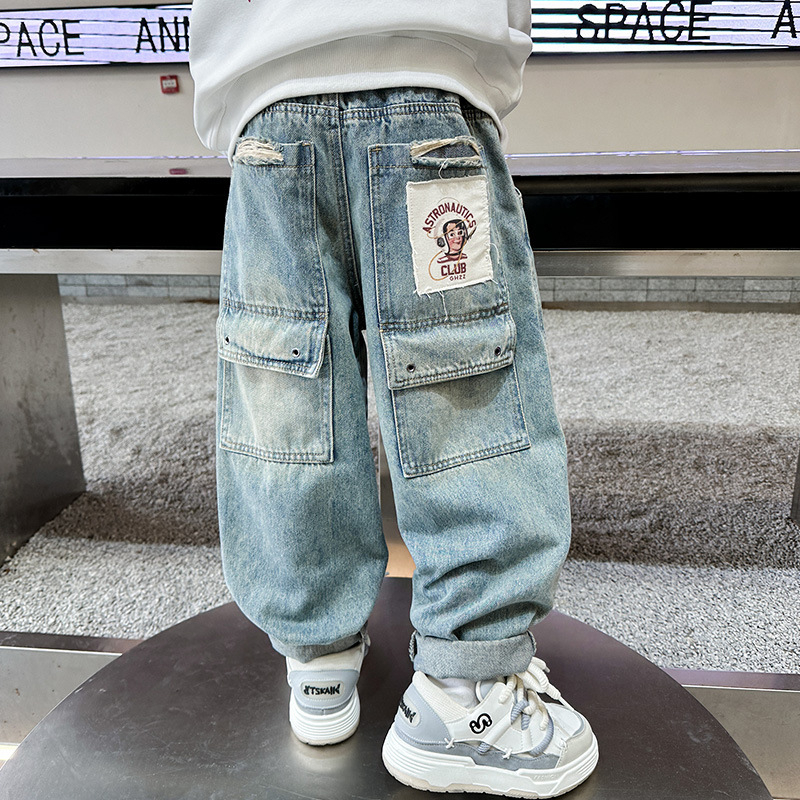 Muške traperice – korejski stil, osnovni dizajn (denim; elastični srednje visok pojas; duga traperica; proljeće 2025)