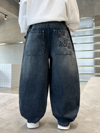 Дънки за момчета с бродерия на джобовете, памучен деним, висока талия, еластичен колан, буквен принт