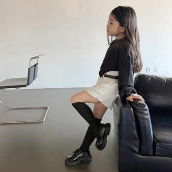 Lányoknak szóló pamut denim szoknya beépített rövidnadrággal, 100% pamut, lágyított felület, 3–8 éveseknek