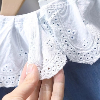 Dječja haljina za djevojčice s čipkastim ovratnikom i kratkim rukavima, pamuk-denim stil haljine, jednovarni uzorak, za uzrast 3–8 godina.