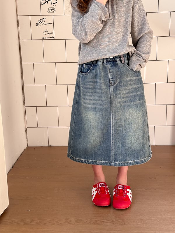 Dječja suknja od denima u korejskom stilu za djevojčice, mikro-stretch denim; sastav: 80% pamuk, 19,5% poliester, 0,5% elastan; za dob djevojčice 3–8 godina