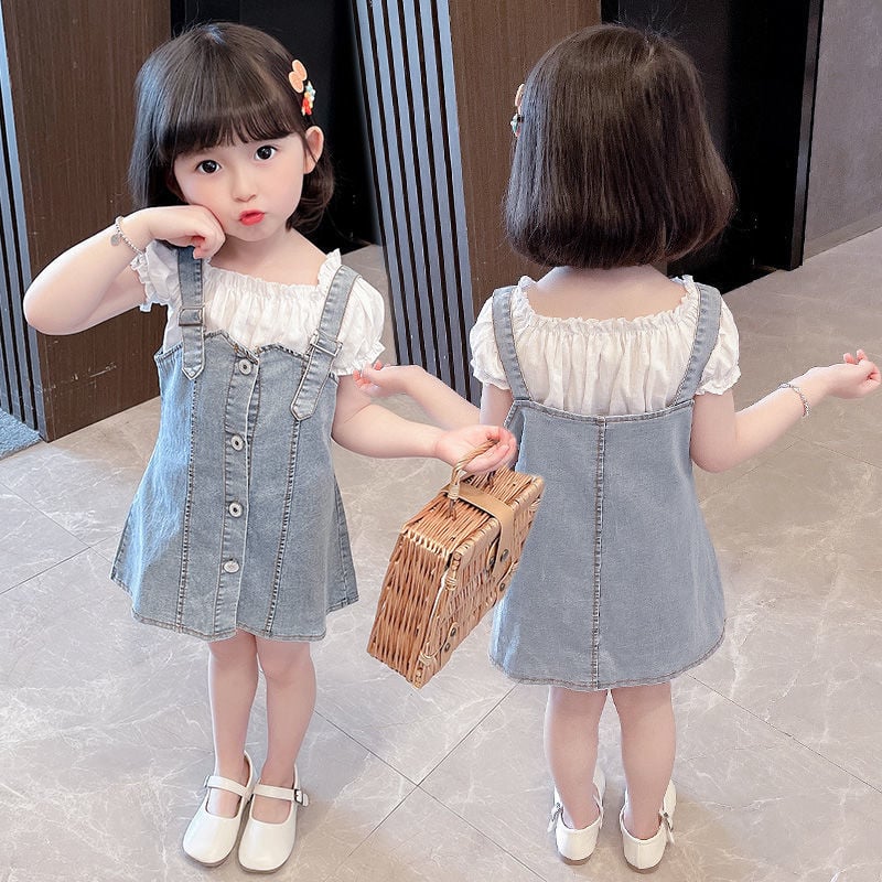Lányok nyári két részes szettje: denim pántos szoknya és rövid ujjú felső, anyag: denim és pamut, fő anyag poliészter 31-50%, 8 évesnél idősebbeknek