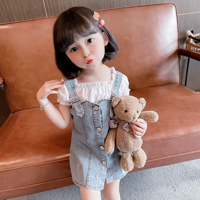 Lányok nyári két részes szettje: denim pántos szoknya és rövid ujjú felső, anyag: denim és pamut, fő anyag poliészter 31-50%, 8 évesnél idősebbeknek