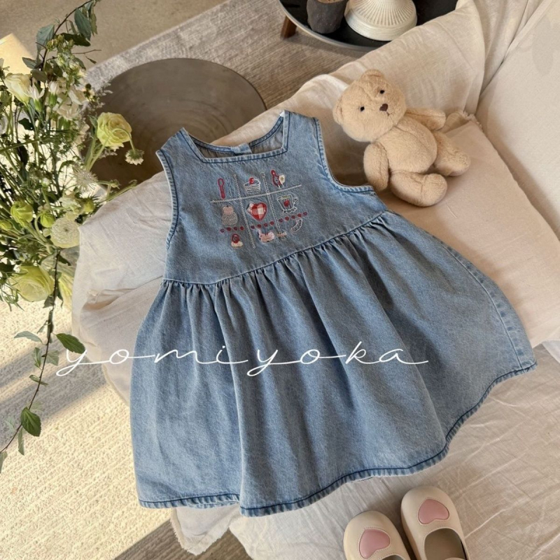 Lányok ujjatlan farmerruha, hercegnő-stílus, virágos minta, 1–3 éveseknek, tavasz és ősz