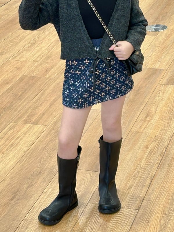 Dječja traper suknja sa šljokicama, K-stil, kaubojski kroj, 80% pamuk, podstava 100% poliester, uzrast 3–8 godina, jesen 2024