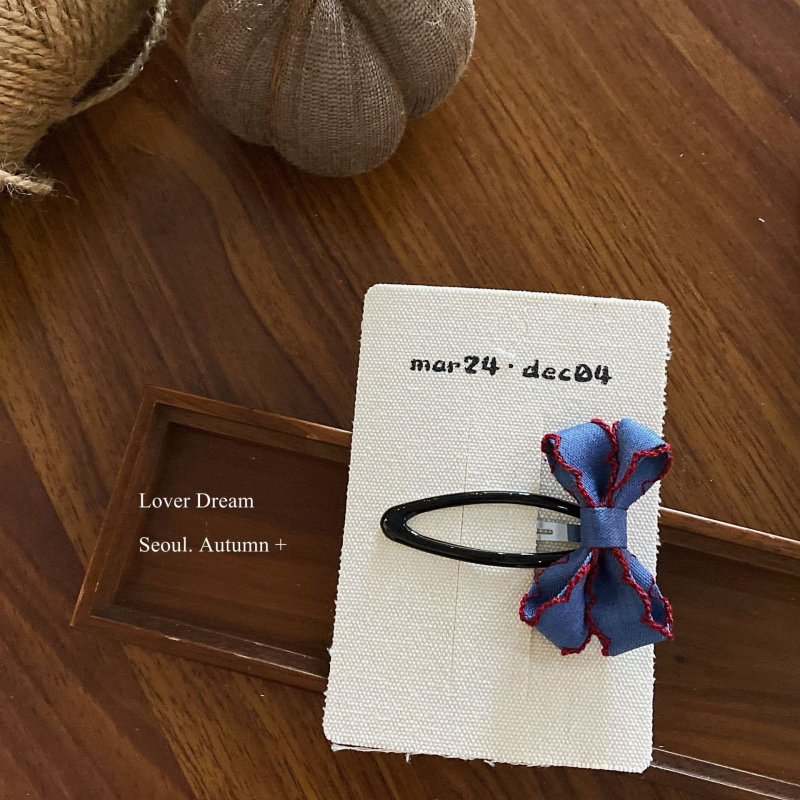 2 darab denim hajcsat BB-klipszhez, kézzel készített, poliészter és cinkötvözet alapanyagokkal