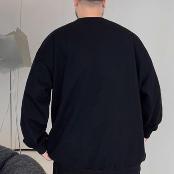 Široka mikina s fleece podstavom, okrugli izrez, dugi rukavi, poliester, dizajn kolaž/šivanje i trodimenzionalne patch džepove