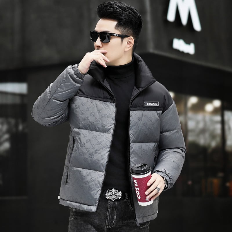 Ανδρικό μπουφάν με αποσπώμενο γιακά και φερμουάρ; θερμοκρασιακή απόδοση -20°C έως -5°C; πλήρωση από λευκά πούπουλα χήνας; φούσκωμα 750.