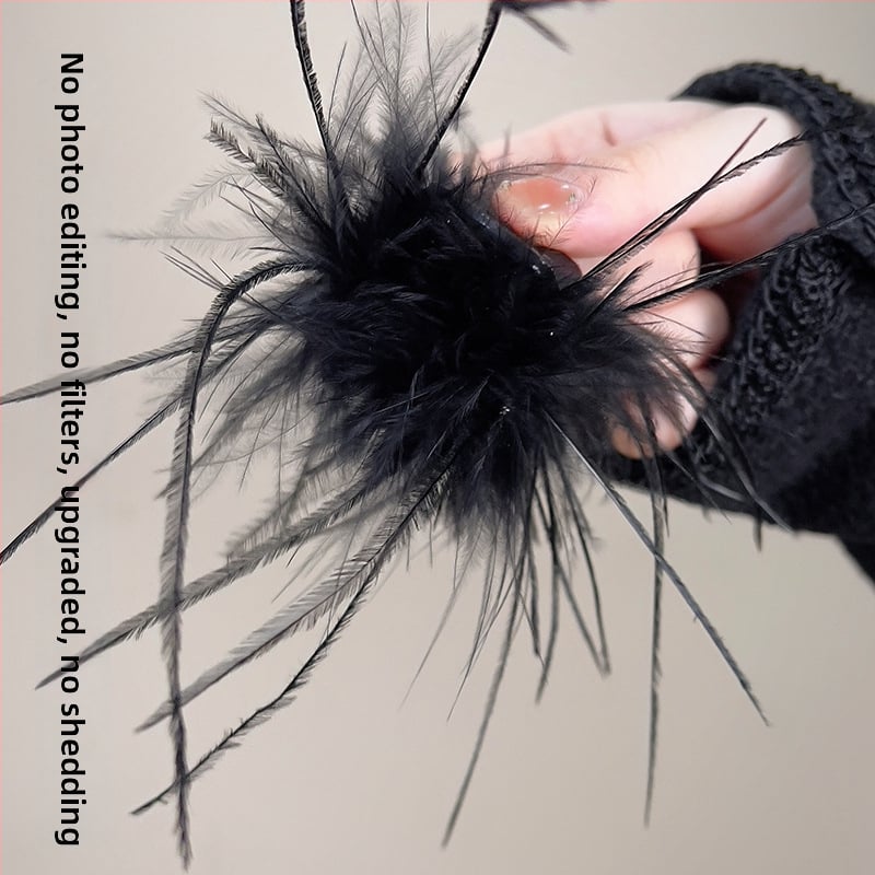 Hajcsat tollas díszítéssel – Szuper Tündér Stílus, kézzel készített fejfedő kiegészítő (Anyag: Tollak; Stílus: Szuper Tündér Tollas; Gyártás: Kézzel készített; Kategória: Fejfedő kiegészítő)