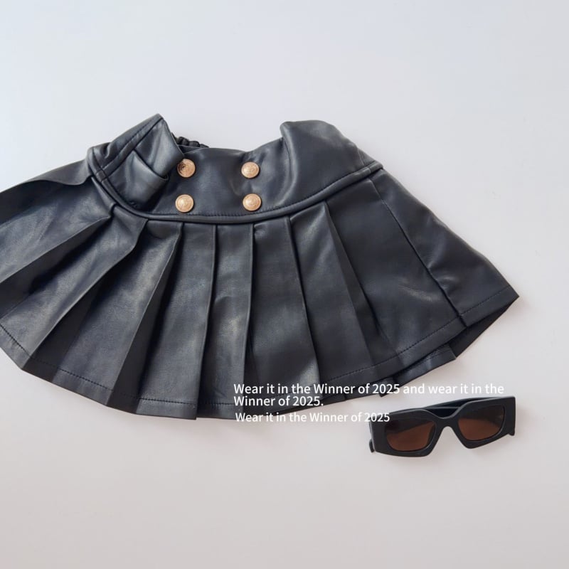 Meitenēm ziemas džinsa plisētā svārka — Korejas versija; ārējais audums ar enzīmu mazgāšanu (60% kokvilna); iekšējā odere no kokvilnas; vecuma grupa 3–8 gadi