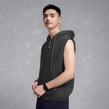 Жилетка с качулка, тесен силует, памучно-смесен трикотаж, странични джобове, прав край, за пролет и есен