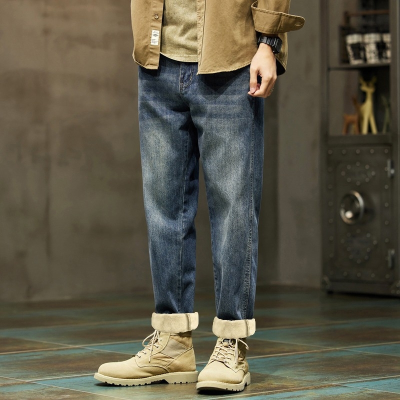 Vyriški džinsai su fliso pamušalu, laisva kirpimo, vidutinio aukščio juosmuo, žiema 2025